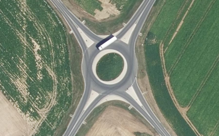 Vue aérienne du Rond-point anonyme n°1181278769