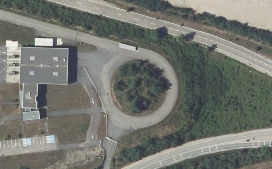 Vue aérienne du Rond-point anonyme n°1182019289
