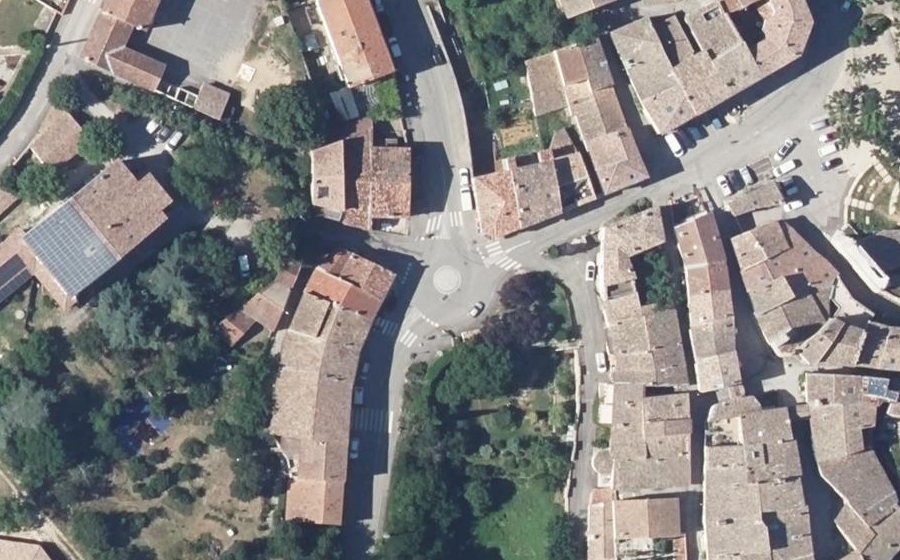 Vue aérienne du Rond-point anonyme n°11824587