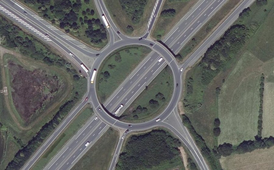 Vue aérienne du Rond-point anonyme n°118335096