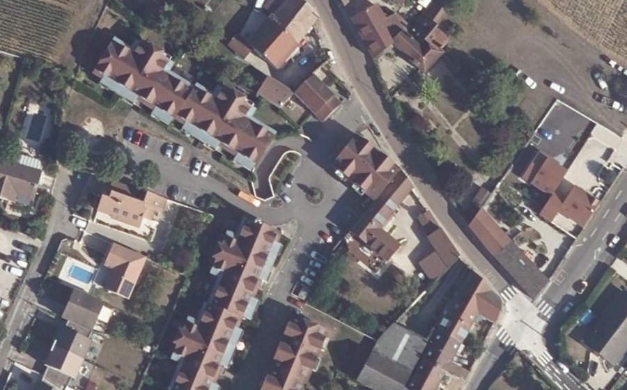Vue aérienne du Rond-point anonyme n°1183727108
