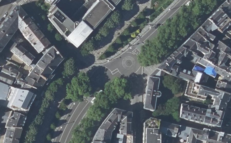 Vue aérienne du Cours des Cinquante Otages