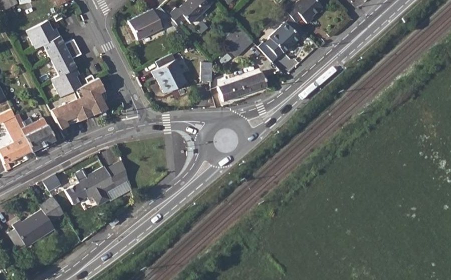 Vue aérienne du Rond-point anonyme n°1184405666