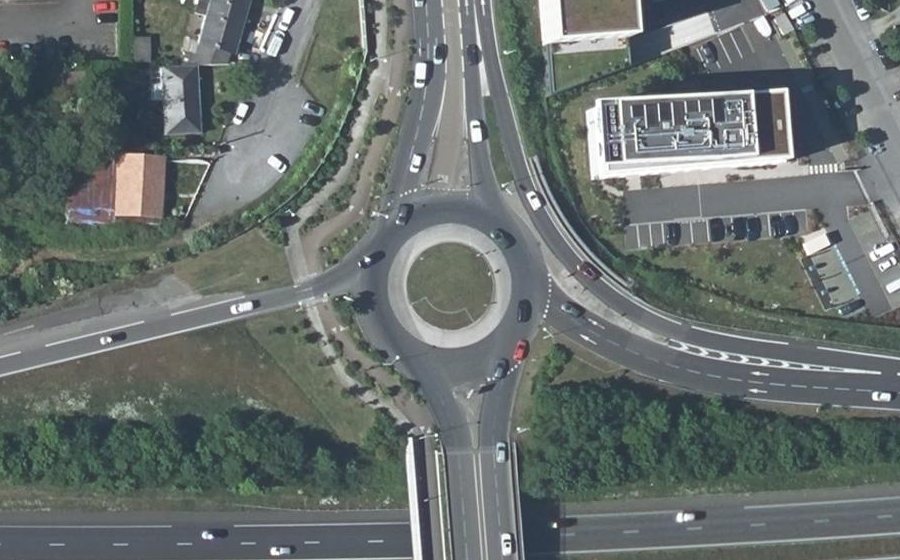 Vue aérienne du Rond-point anonyme n°1184409925