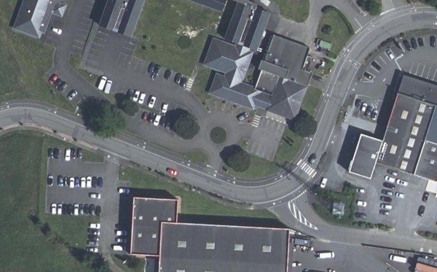 Vue aérienne du Rond-point anonyme n°1185694665