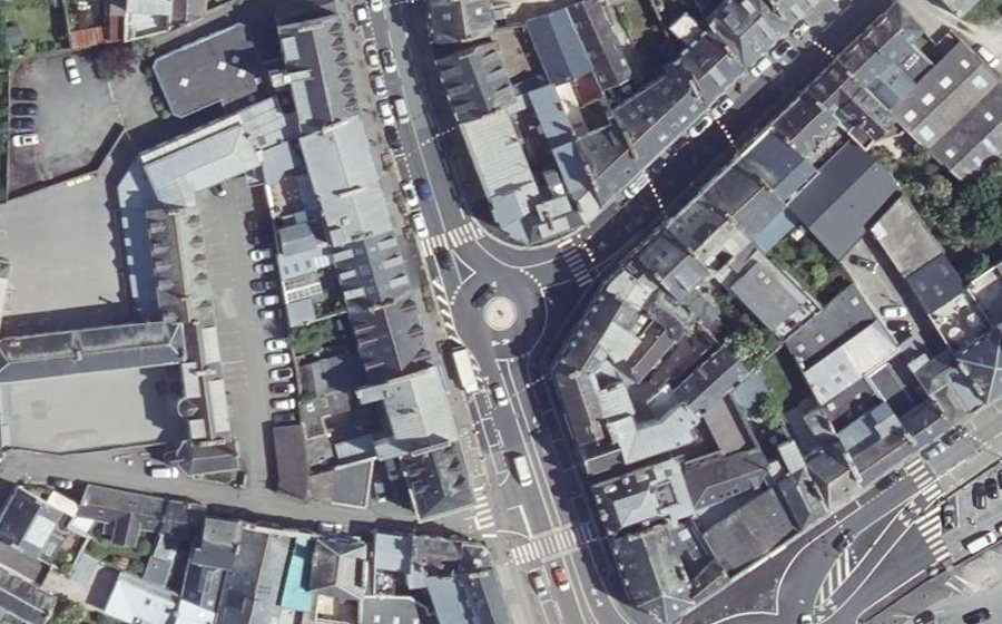 Vue aérienne du Rond-point anonyme n°1188175661