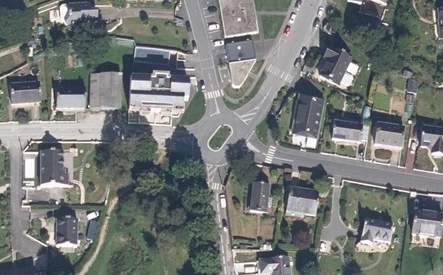 Vue aérienne du Rond-point anonyme n°1188800158