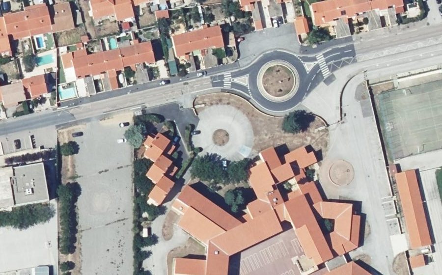 Vue aérienne du Rond-point anonyme n°1190439005