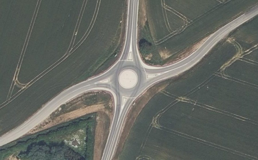 Vue aérienne du Rond-point anonyme n°1190918751