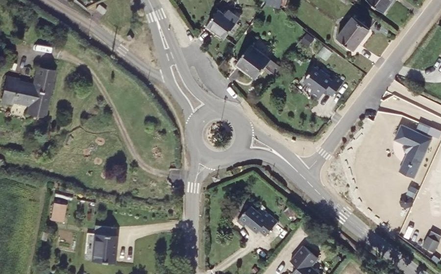 Vue aérienne du Rond-point anonyme n°1191749032