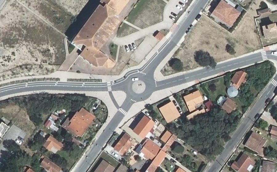 Vue aérienne du Rond-point anonyme n°1191913996