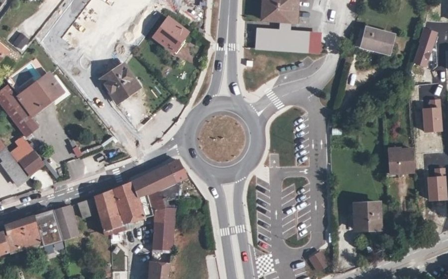 Vue aérienne du Rond-point anonyme n°1192011531