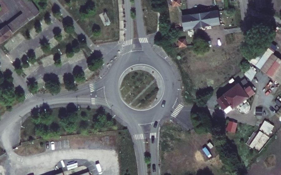 Vue aérienne du Rond-point anonyme n°1192522016