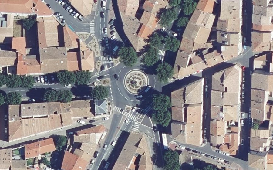 Vue aérienne du Place des Pyrénées
