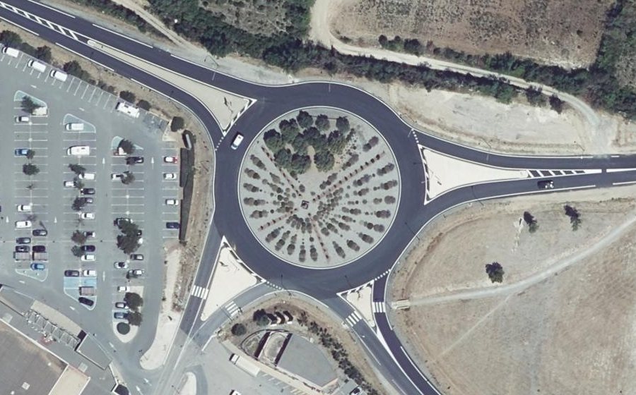 Vue aérienne du Rond-point anonyme n°1193009057
