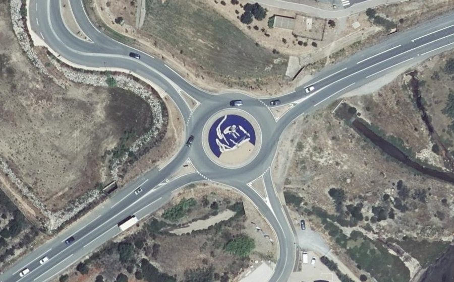 Vue aérienne du Rond-point anonyme n°1193224916