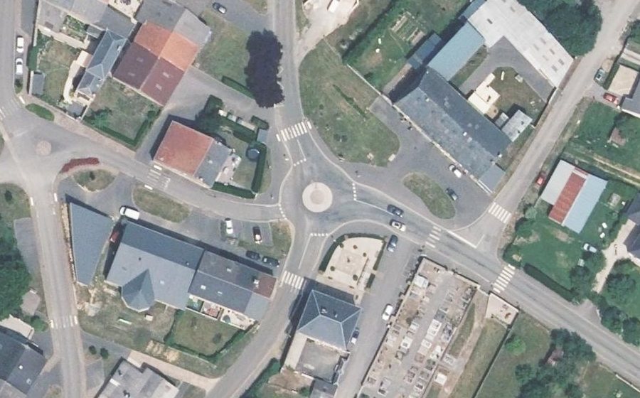 Vue aérienne du Rond-point anonyme n°1194212795
