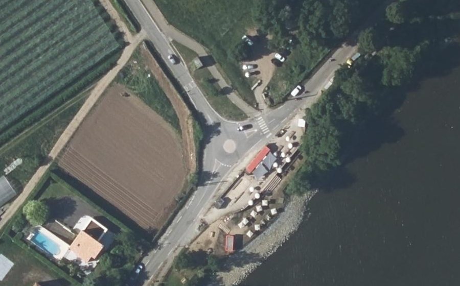 Vue aérienne du Rond-point anonyme n°1196034377