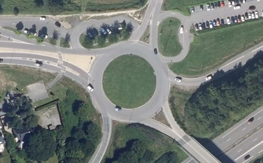 Vue aérienne du Rond-point anonyme n°11980018