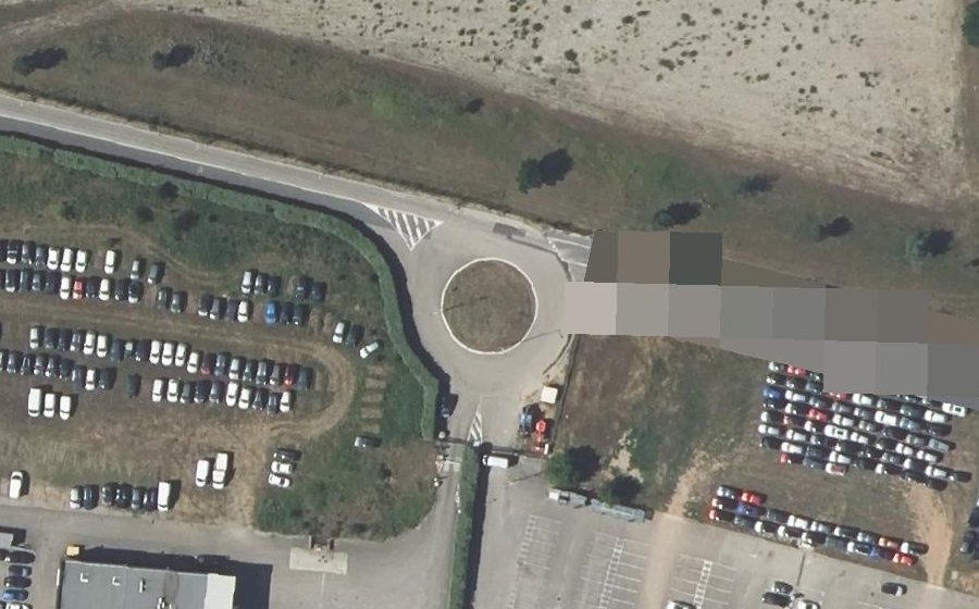 Vue aérienne du Rond-point anonyme n°119802728