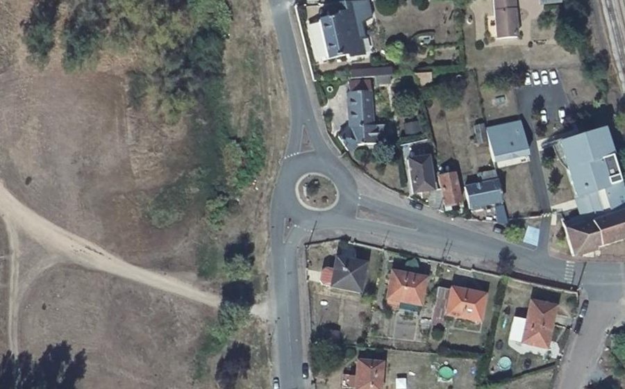 Vue aérienne du Rond-point anonyme n°119890500