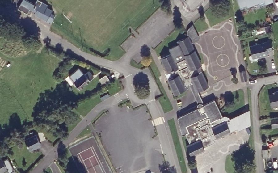 Vue aérienne du Rond-point anonyme n°1201036971