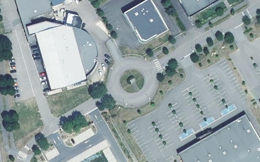 Vue aérienne du Rond-point anonyme n°120132251