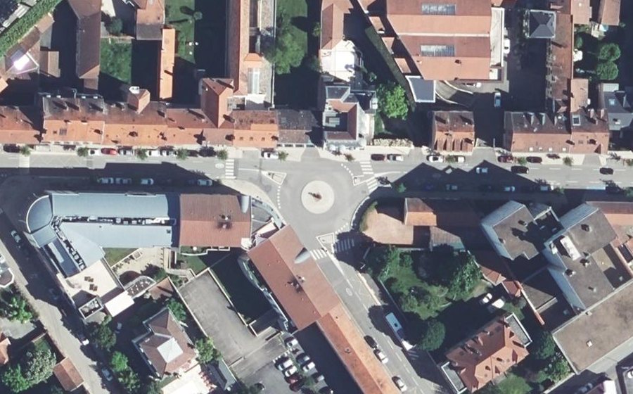 Vue aérienne du Rond-point anonyme n°120171171