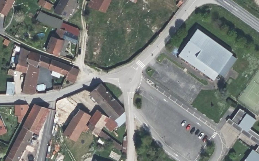 Vue aérienne du Rond-point anonyme n°1202498554