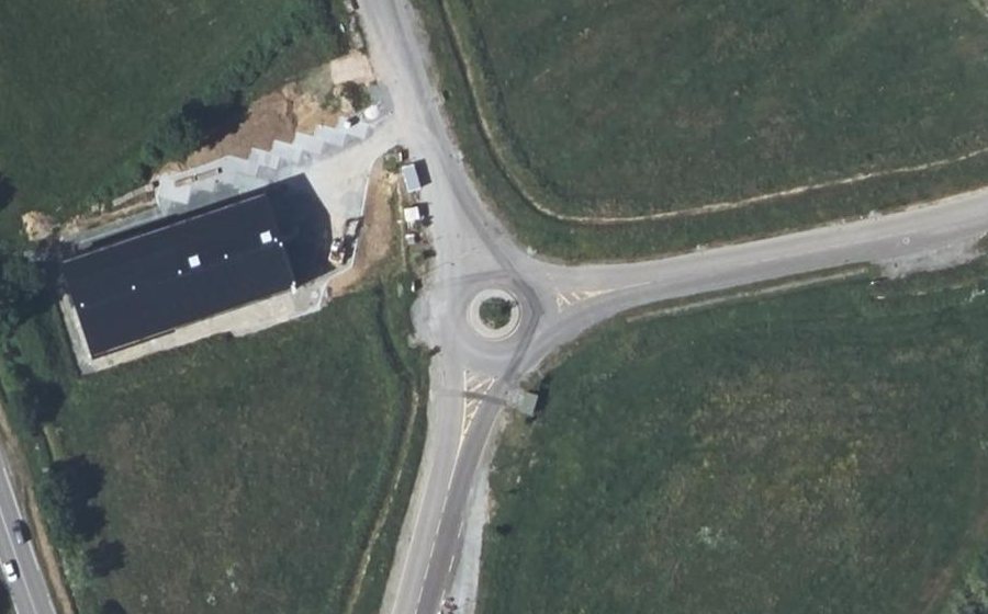 Vue aérienne du Rond-point anonyme n°1205188319