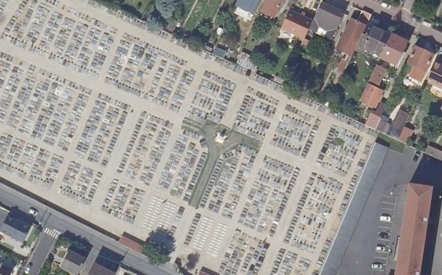 Vue aérienne du Rond-point anonyme n°1209386492