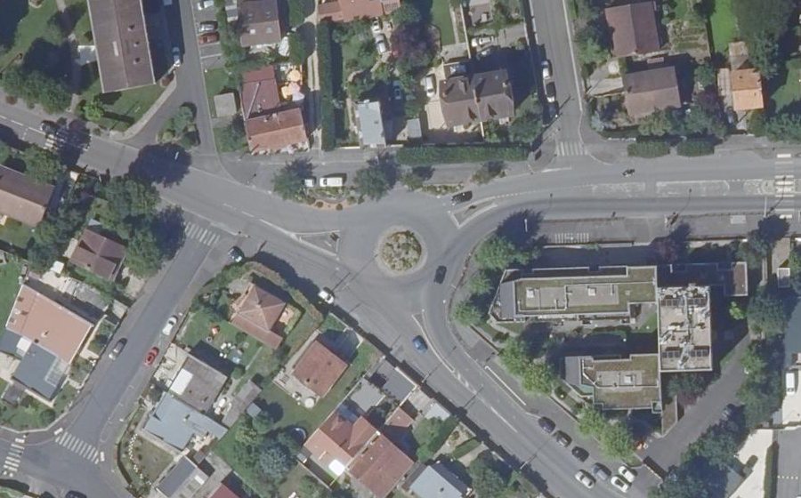 Vue aérienne du Rond-point anonyme n°1210071867
