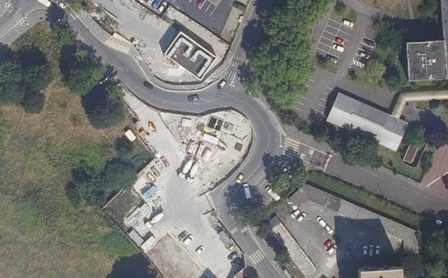 Vue aérienne du Rond-point anonyme n°1211065874