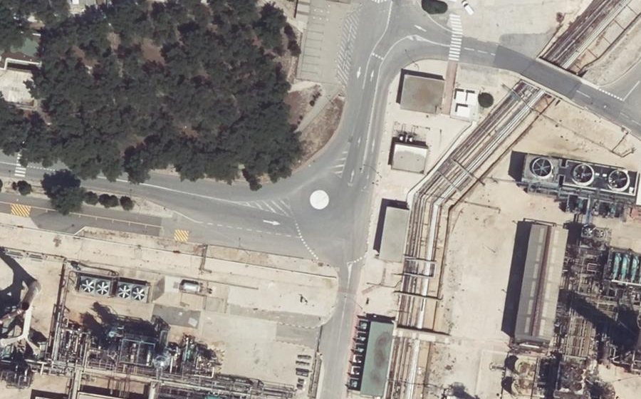 Vue aérienne du Rond-point anonyme n°1211828829