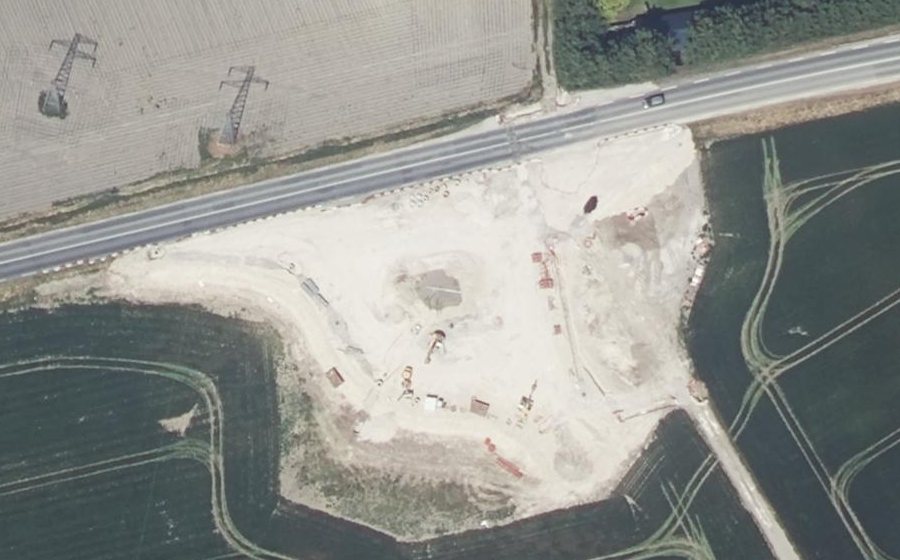 Vue aérienne du Rond-point anonyme n°1217282314
