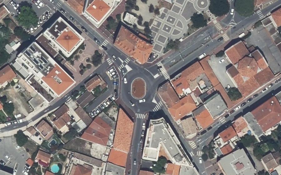 Vue aérienne du Rond-point anonyme n°1219034055
