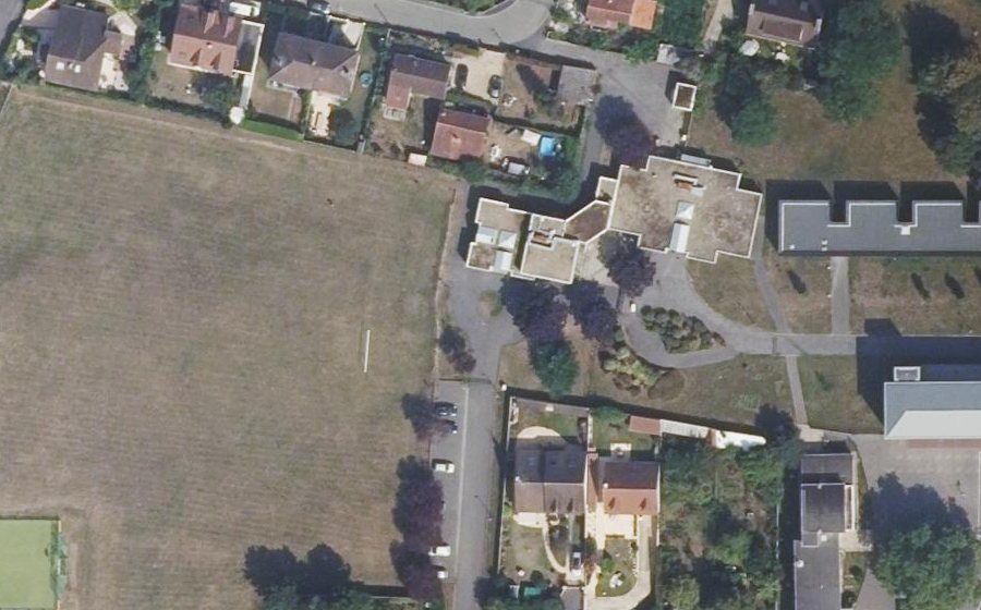 Vue aérienne du Rond-point anonyme n°1219278076