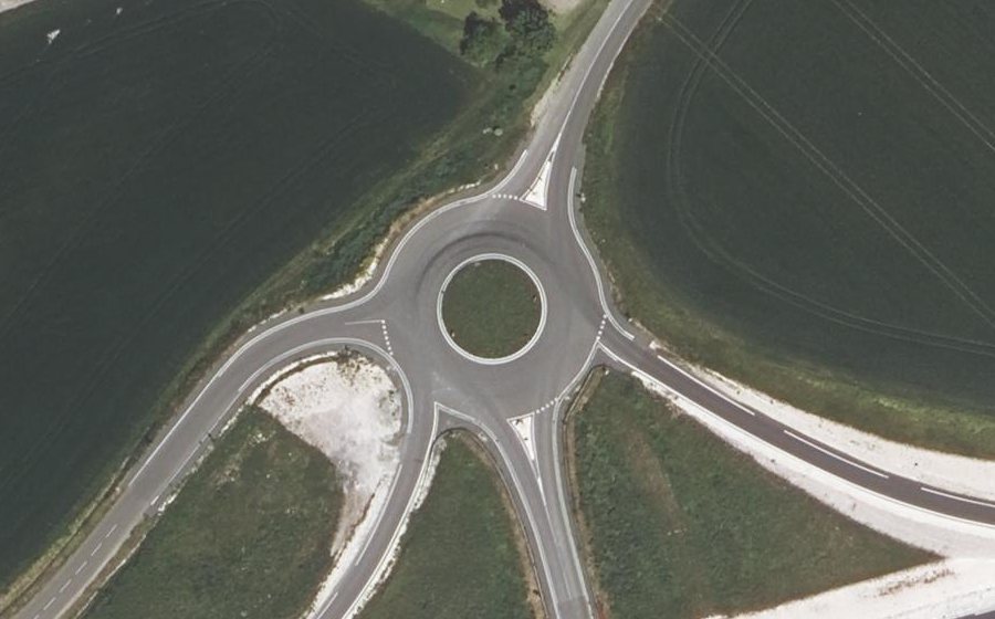 Vue aérienne du Rond-point anonyme n°1222497697