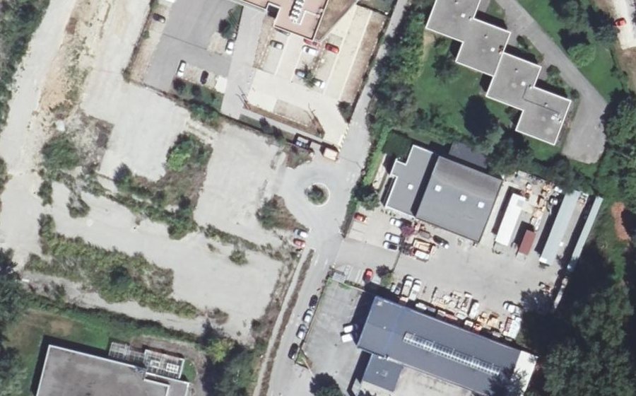 Vue aérienne du Rond-point anonyme n°1224966788