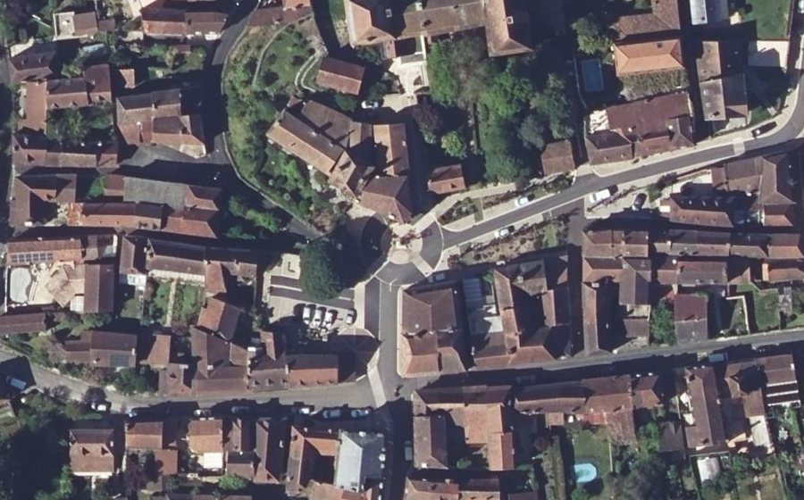 Vue aérienne du Place du Calvaire