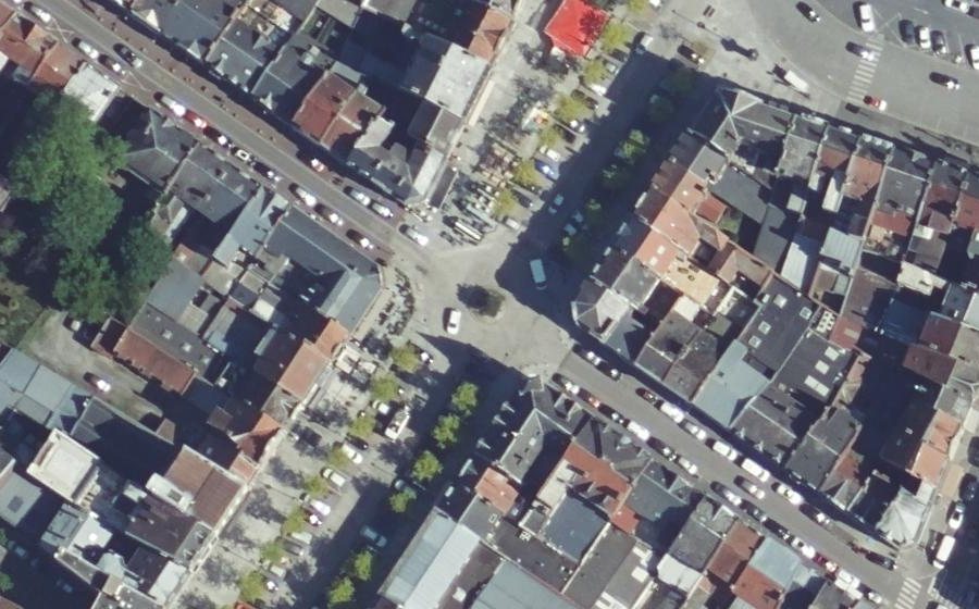 Vue aérienne du Rond-point anonyme n°1227897231