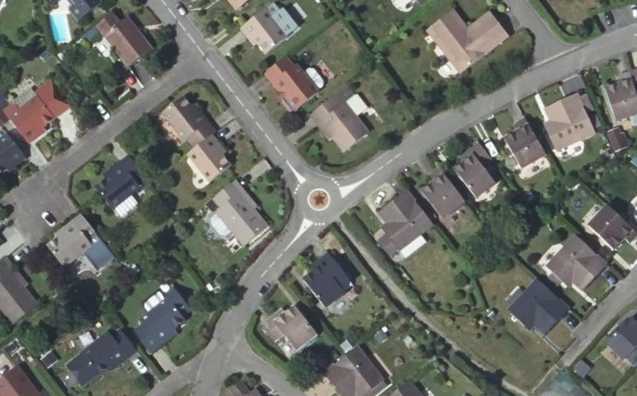 Vue aérienne du Rond-point anonyme n°1231605062