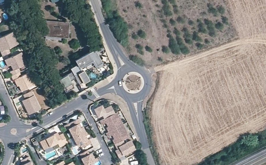 Vue aérienne du Rond-Point Valentin Guinot