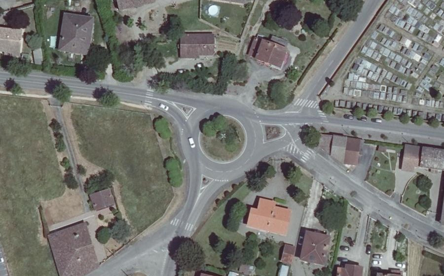 Vue aérienne du Rond-Point du 19 Mars 1962