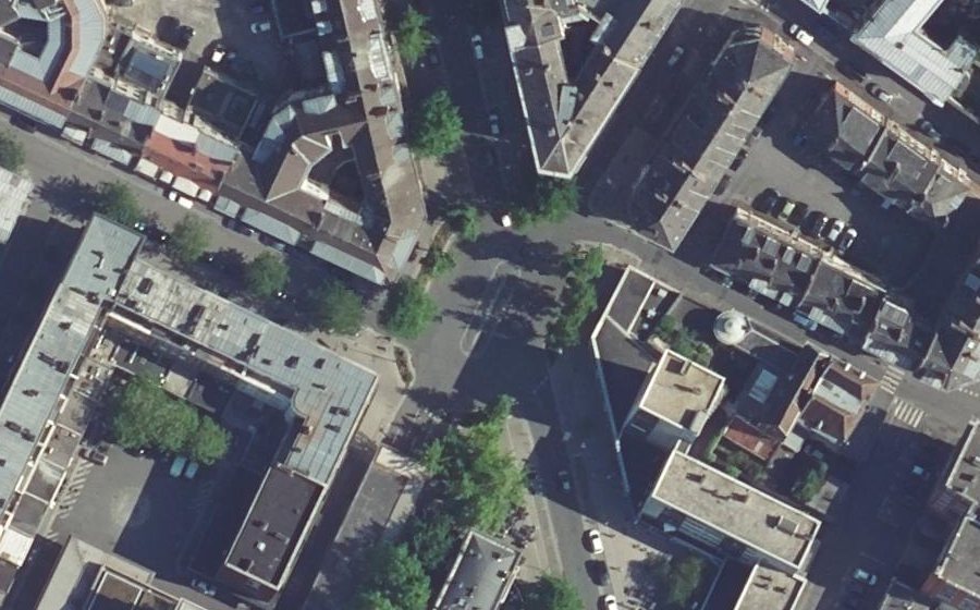 Vue aérienne du Rond-point anonyme n°1243597886