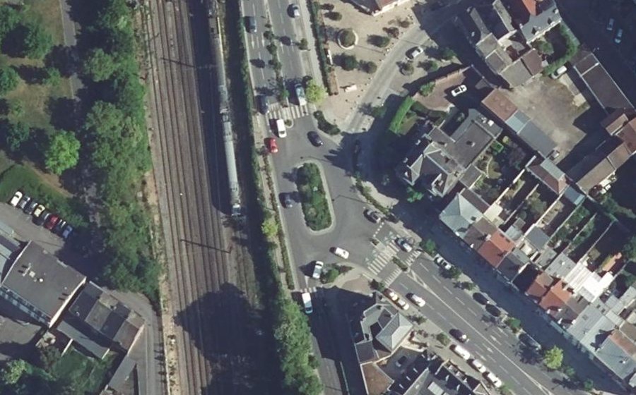 Vue aérienne du Rond-point anonyme n°1243597994