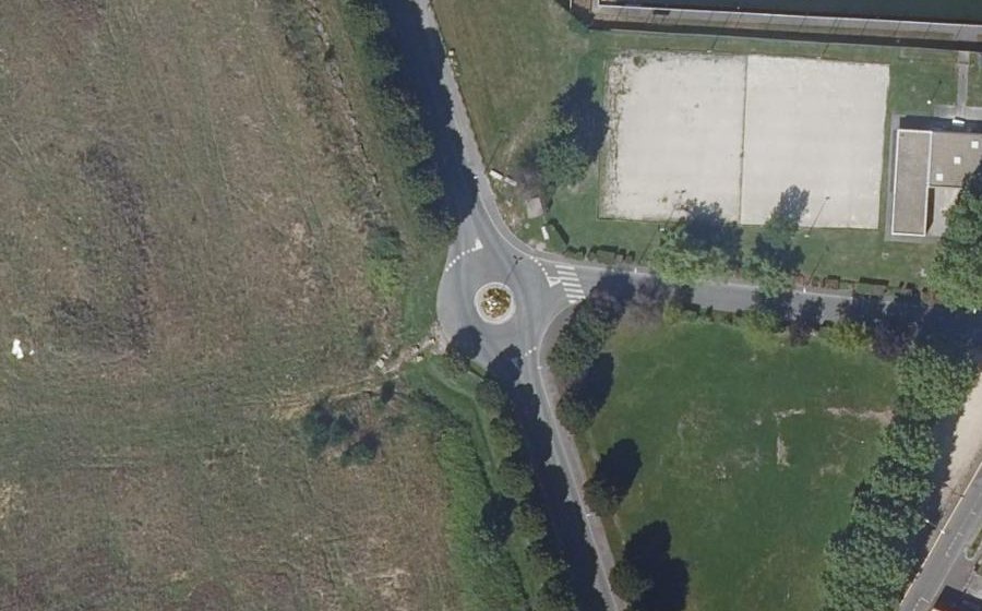 Vue aérienne du Rond-point anonyme n°1244986790