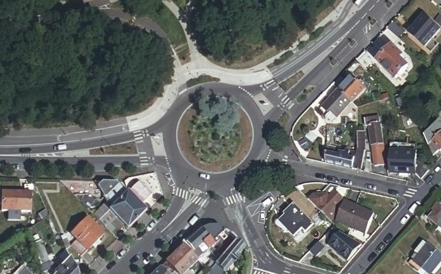 Vue aérienne du Rond-point anonyme n°12460159