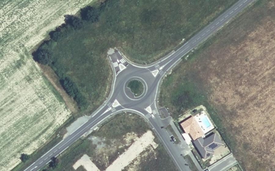 Vue aérienne du Rond-point anonyme n°1247655254