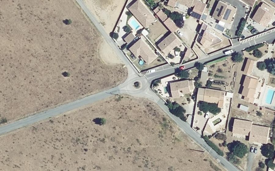 Vue aérienne du Rond-point anonyme n°1251846673